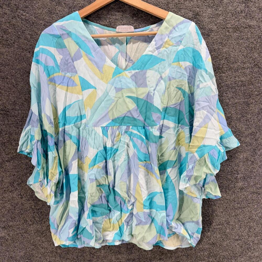 Emily Wonder Blouse Women M Medium Blue Geometric V-Neck 3/4 Sleeve Rayon Casual